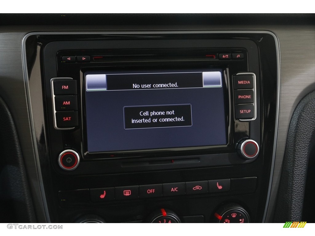 2014 Volkswagen Passat 1.8T SE Controls Photo #146032982