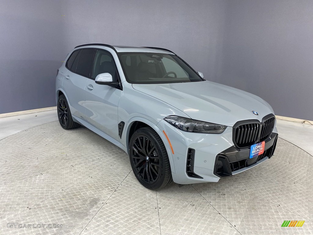 2024 BMW X5 sDrive40i Exterior Photos