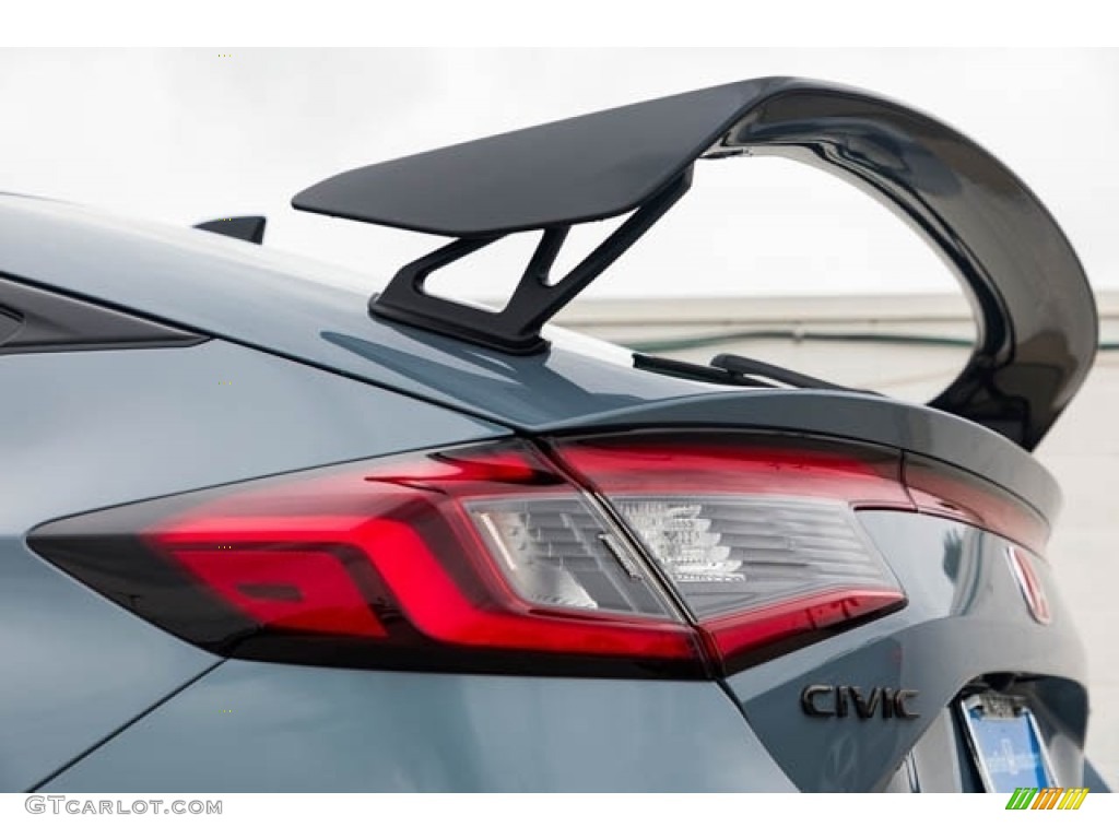 2023 Honda Civic Type R rear spoiler Photo #146033773