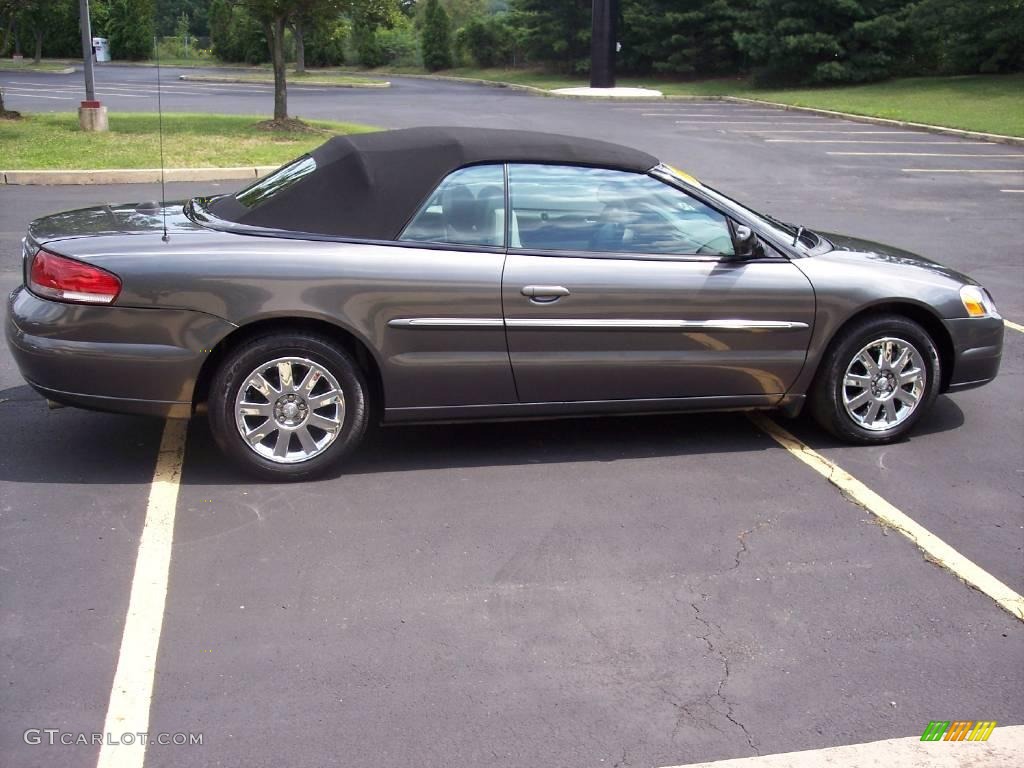 2004 Sebring Limited Convertible - Graphite Metallic / Taupe photo #9