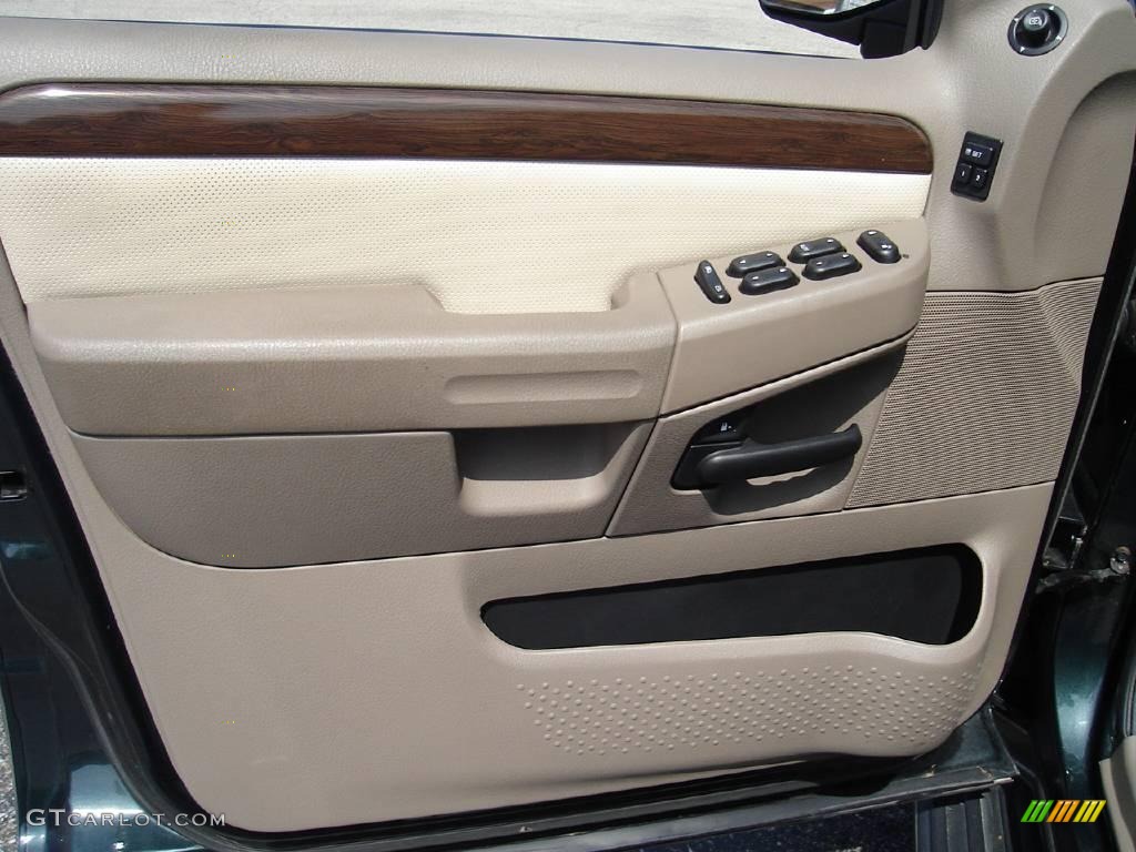 2004 Explorer Eddie Bauer 4x4 - Aspen Green Metallic / Medium Parchment photo #25