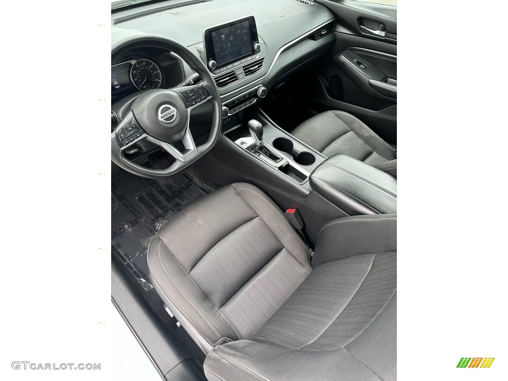 2019 Altima S - Glacier White / Charcoal photo #12