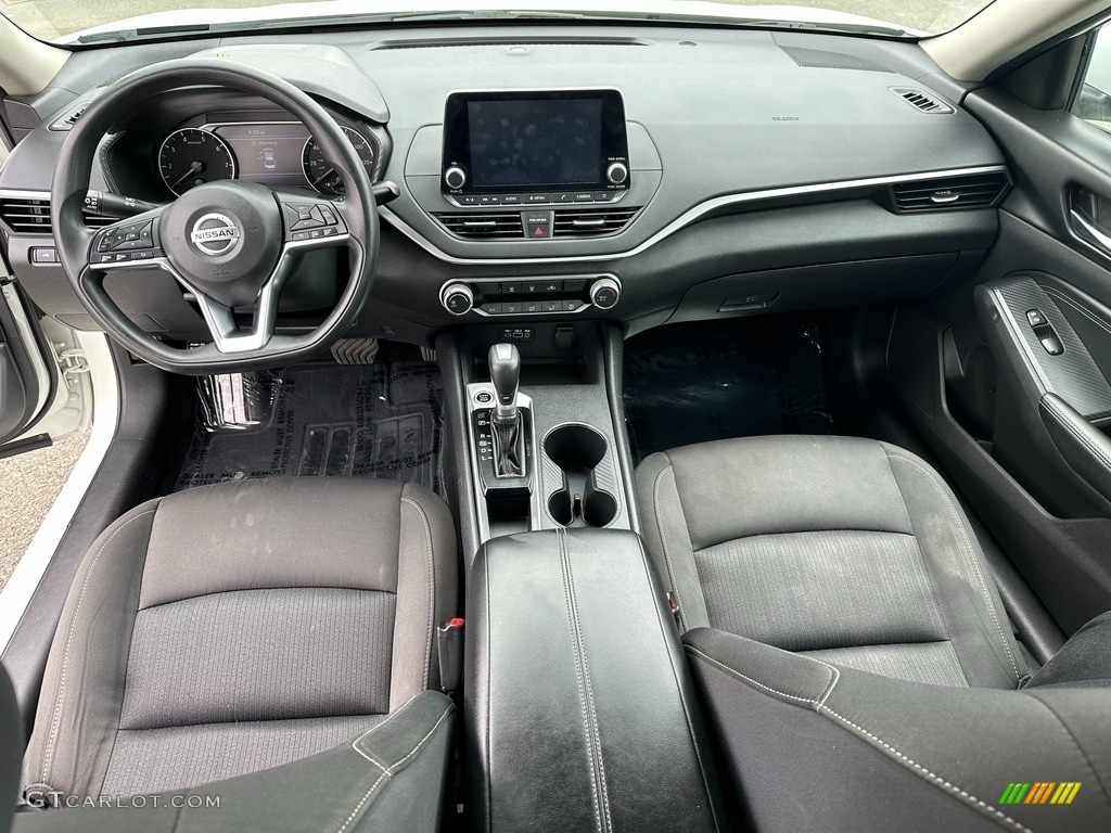 2019 Altima S - Glacier White / Charcoal photo #13