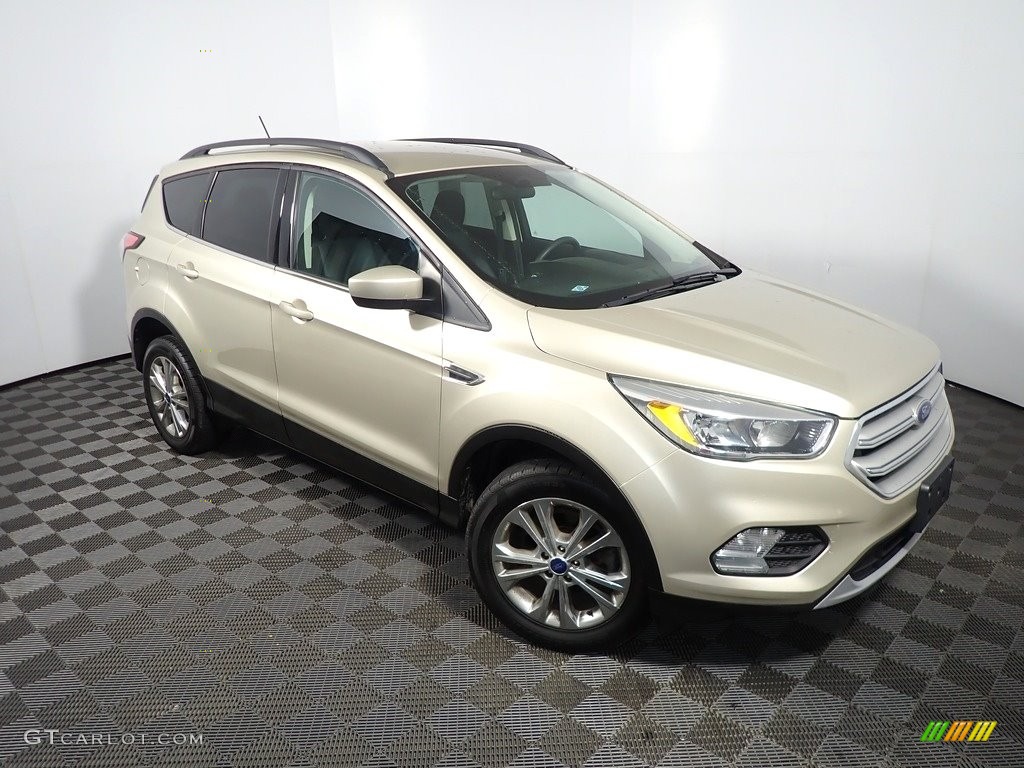 2018 Escape SE 4WD - White Gold / Charcoal Black photo #4