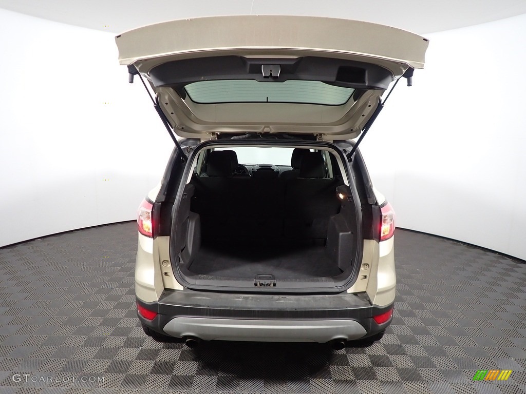 2018 Escape SE 4WD - White Gold / Charcoal Black photo #15