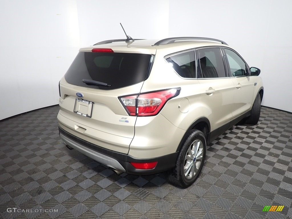 2018 Escape SE 4WD - White Gold / Charcoal Black photo #18