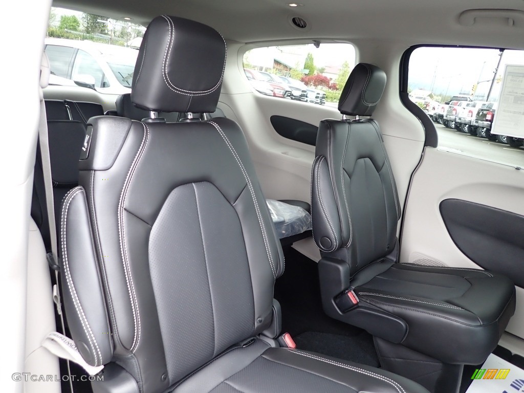 2023 Pacifica Touring L AWD - Granite Crystal Metallic / Black/Alloy photo #11