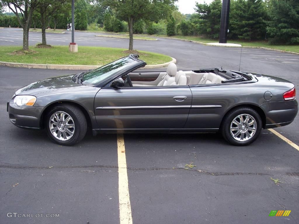 2004 Sebring Limited Convertible - Graphite Metallic / Taupe photo #24