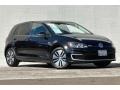Deep Black Pearl - e-Golf SE Photo No. 2