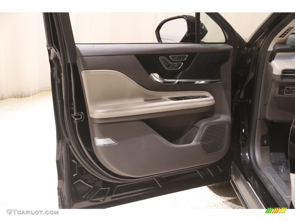 2021 Lincoln Corsair Standard Sandstone Door Panel Photo #146042711