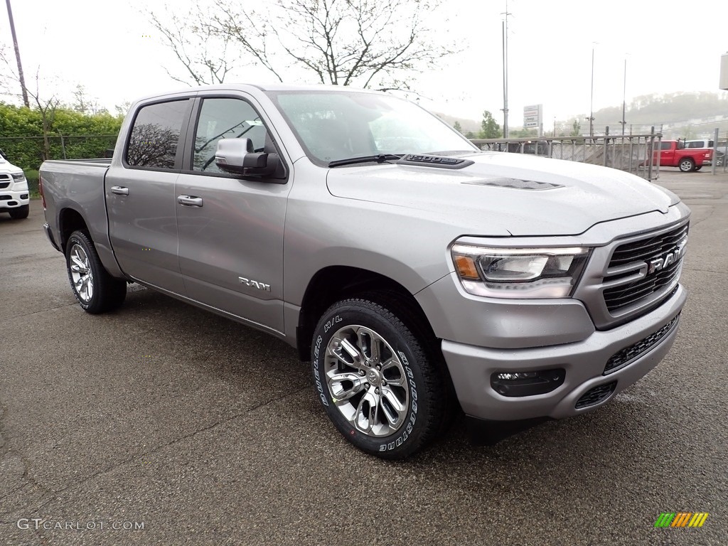 Billet Silver Metallic 2023 Ram 1500 Laramie Crew Cab 4x4 Exterior Photo #146043128