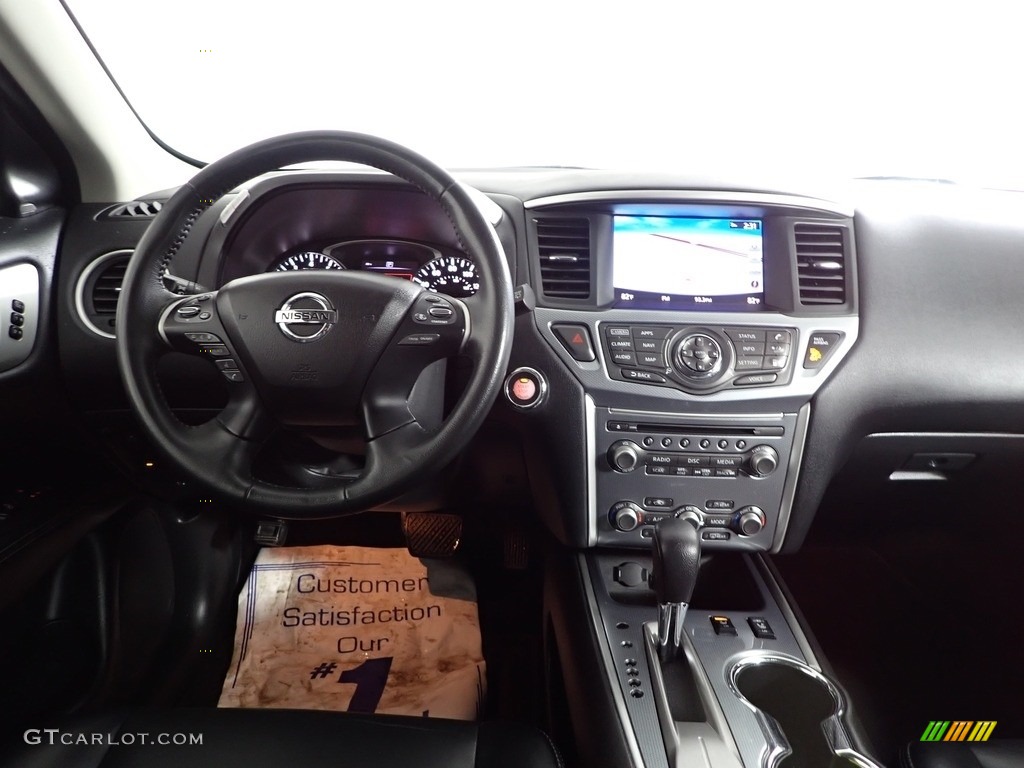 2018 Nissan Pathfinder SL Charcoal Dashboard Photo #146043143