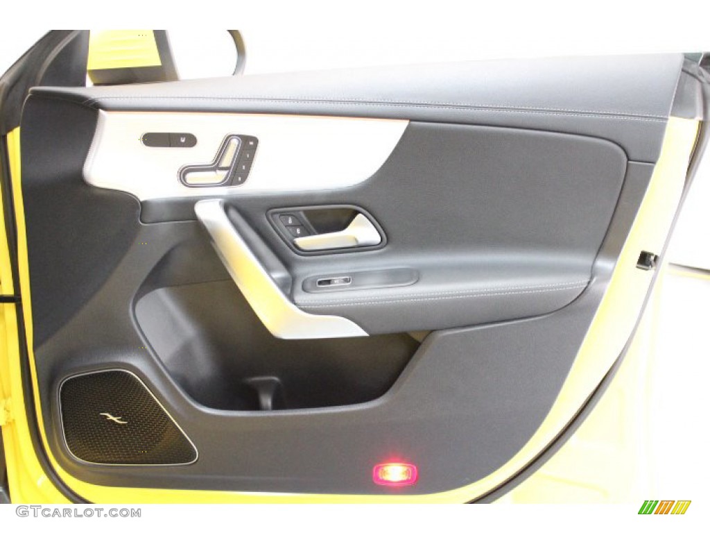 2020 CLA 250 Coupe - Sun Yellow / Black photo #27