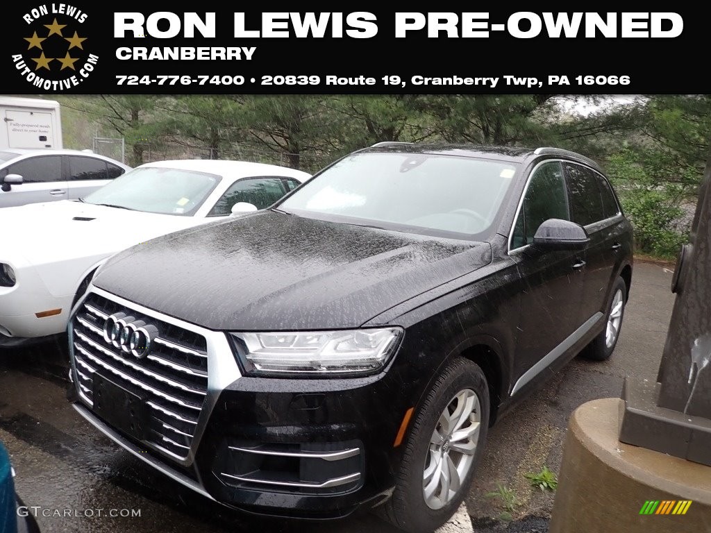 2019 Q7 45 Premium Plus quattro - Night Black / Black photo #1