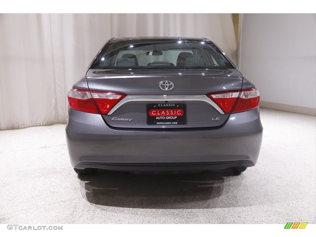 2017 Camry LE - Predawn Gray Mica / Ash photo #18
