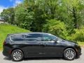 2023 Brilliant Black Crystal Pearl Chrysler Pacifica Hybrid Touring L  photo #5