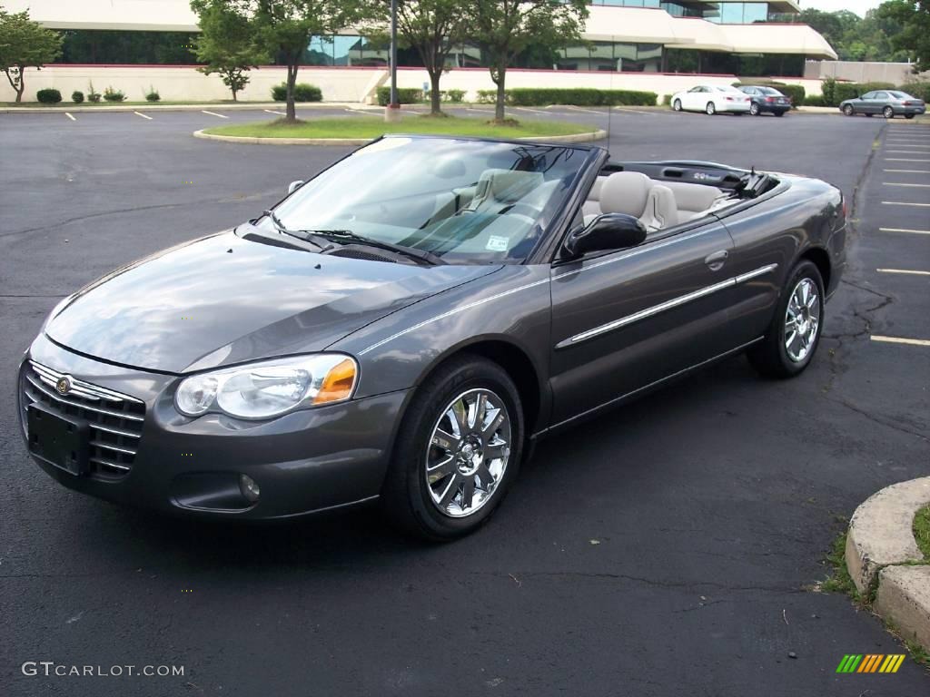 2004 Sebring Limited Convertible - Graphite Metallic / Taupe photo #51