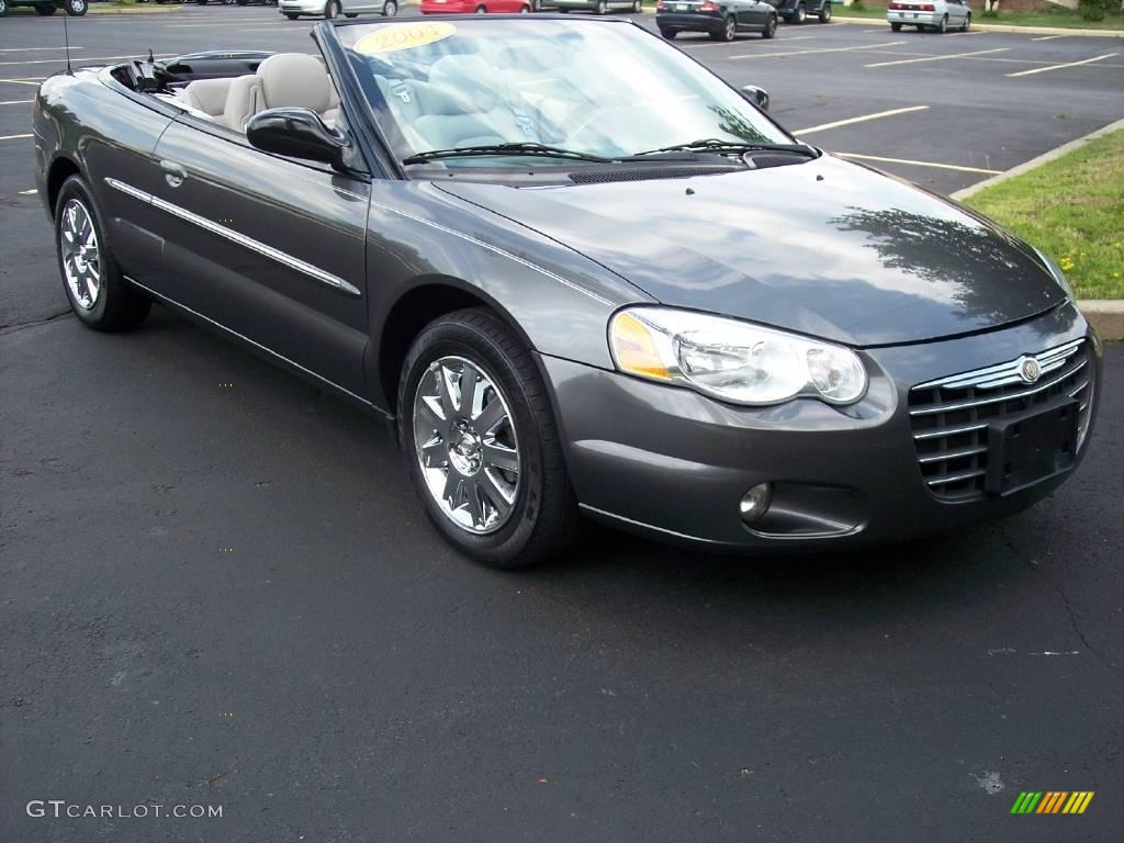 2004 Sebring Limited Convertible - Graphite Metallic / Taupe photo #52