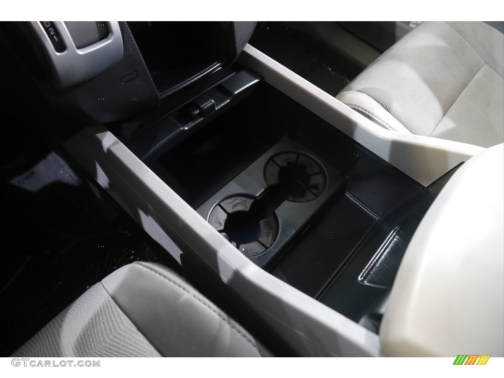 2011 Pilot LX 4WD - Alabaster Silver Metallic / Gray photo #12