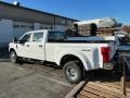 Oxford White - F350 Super Duty XL Crew Cab 4x4 Photo No. 2