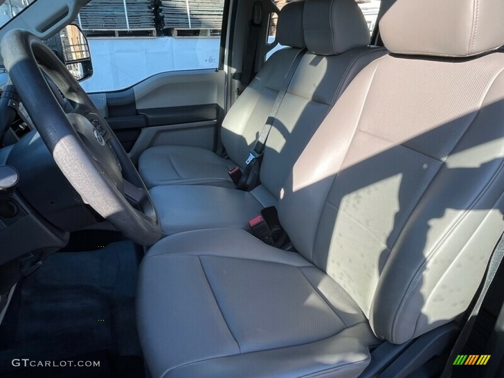 2022 F350 Super Duty XL Crew Cab 4x4 - Oxford White / Medium Earth Gray photo #8