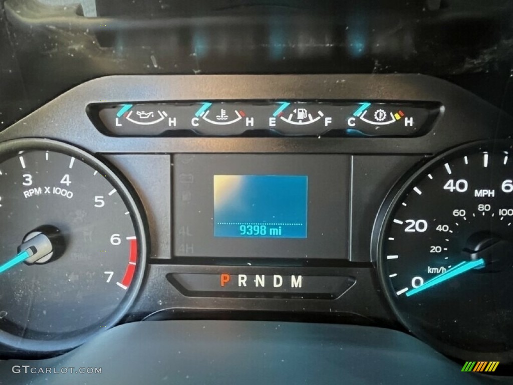 2022 F350 Super Duty XL Crew Cab 4x4 - Oxford White / Medium Earth Gray photo #12