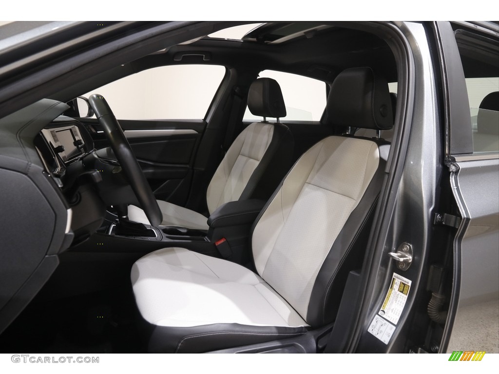 2019 Volkswagen Jetta R-Line Front Seat Photos