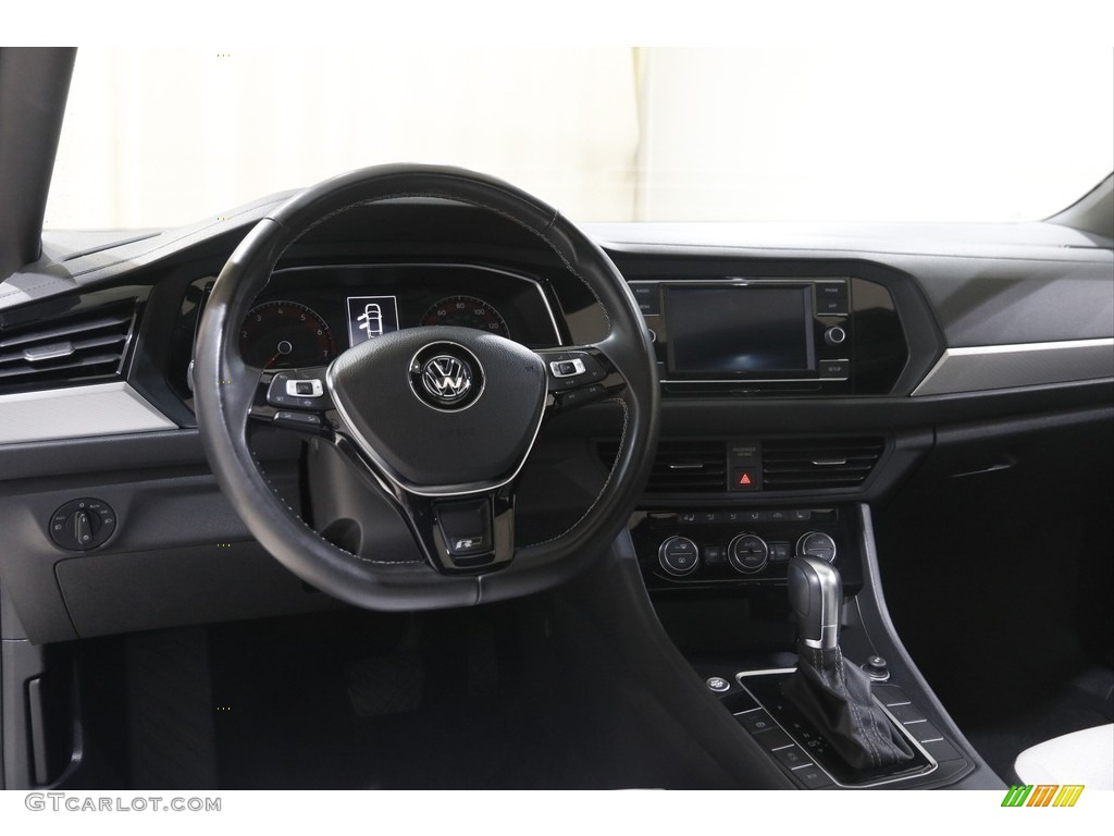 2019 Volkswagen Jetta R-Line Dashboard Photos