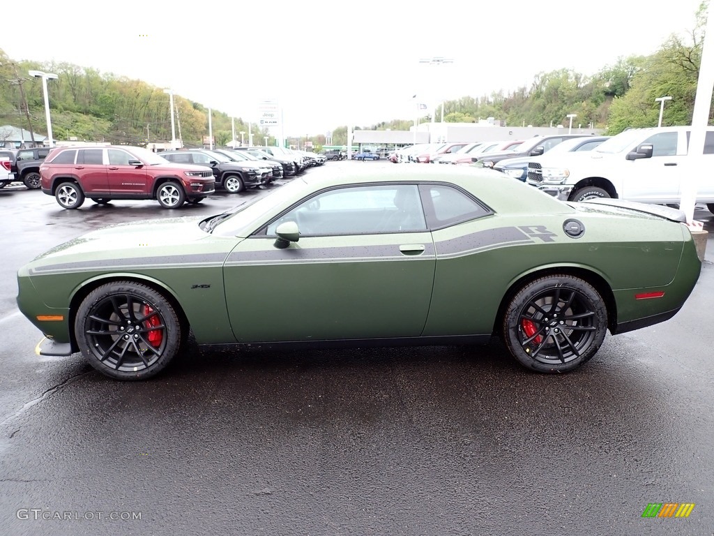 F8 Green 2023 Dodge Challenger R/T Plus Exterior Photo #146049618