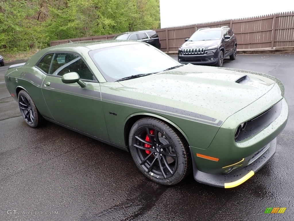 F8 Green 2023 Dodge Challenger R/T Plus Exterior Photo #146049798
