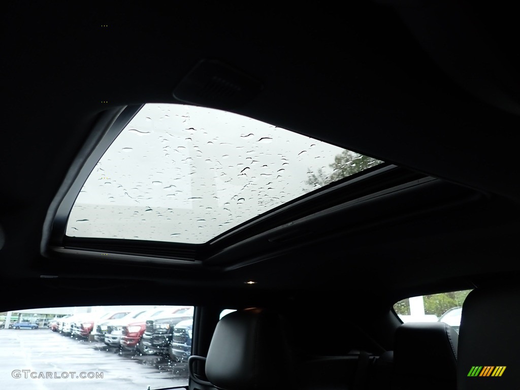 2023 Dodge Challenger R/T Plus Sunroof Photos