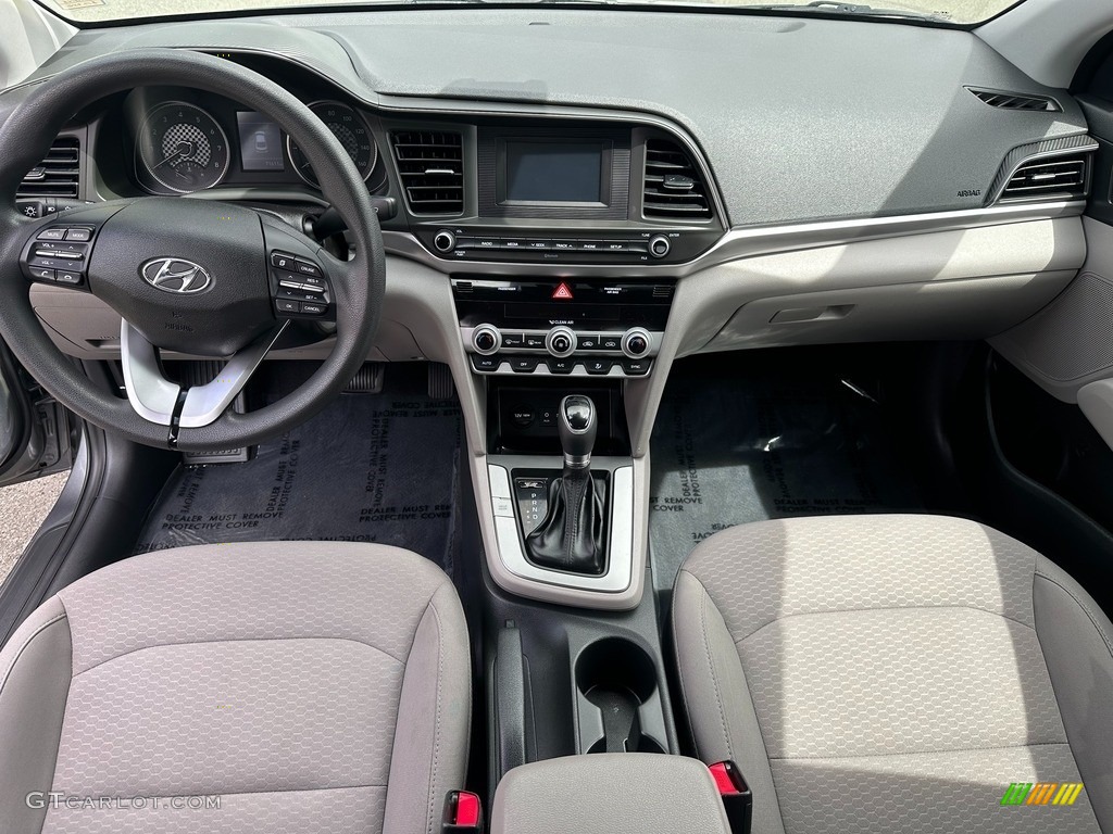 2020 Elantra SE - Machine Gray / Gray photo #13