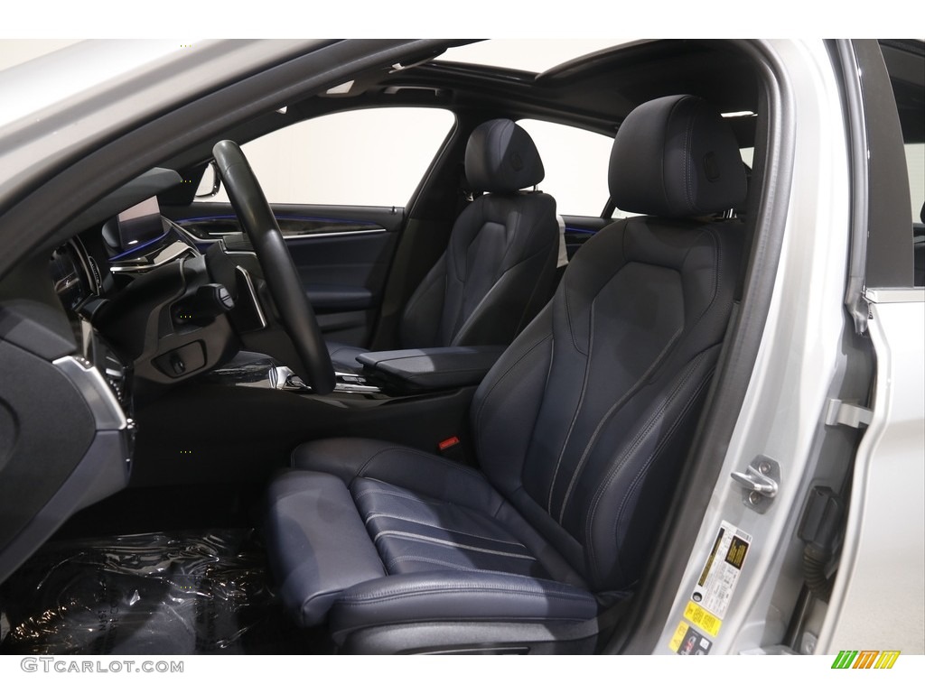 2019 BMW 5 Series 530e iPerformance xDrive Sedan Front Seat Photo #146050446