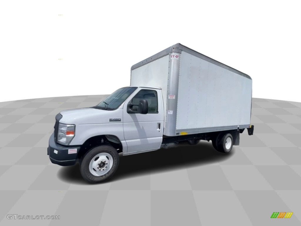 2019 E Series Cutaway E450 Commercial Moving Truck - Oxford White / Medium Flint photo #4