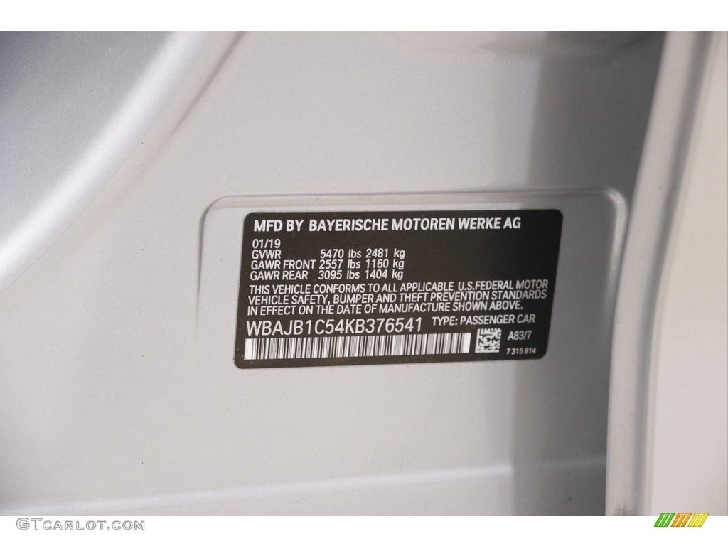 2019 5 Series 530e iPerformance xDrive Sedan - Glacier Silver Metallic / Night Blue photo #29