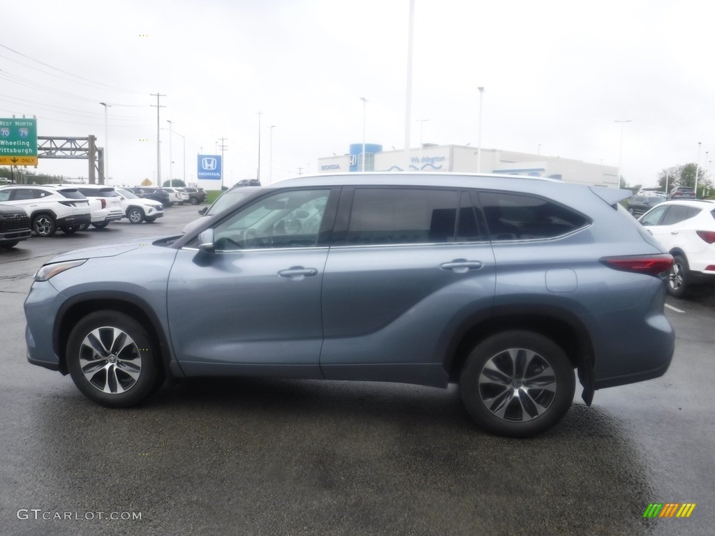 2021 Highlander XLE AWD - Blueprint / Harvest Beige photo #7