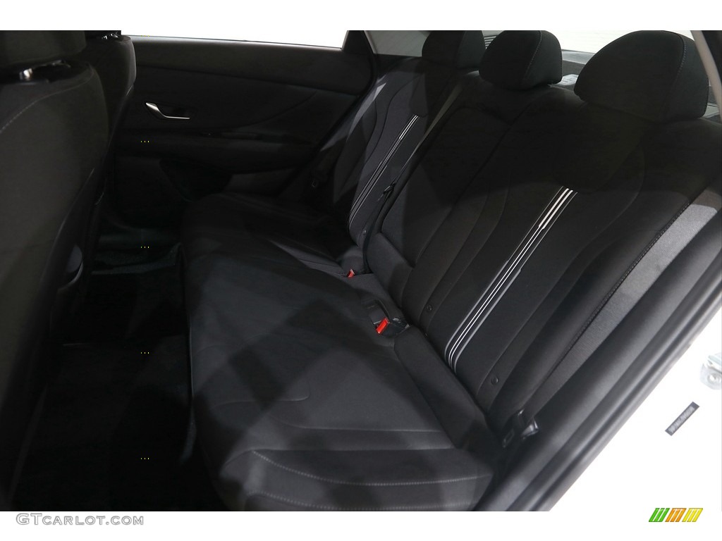 2022 Elantra SEL - Quartz White / Black photo #16