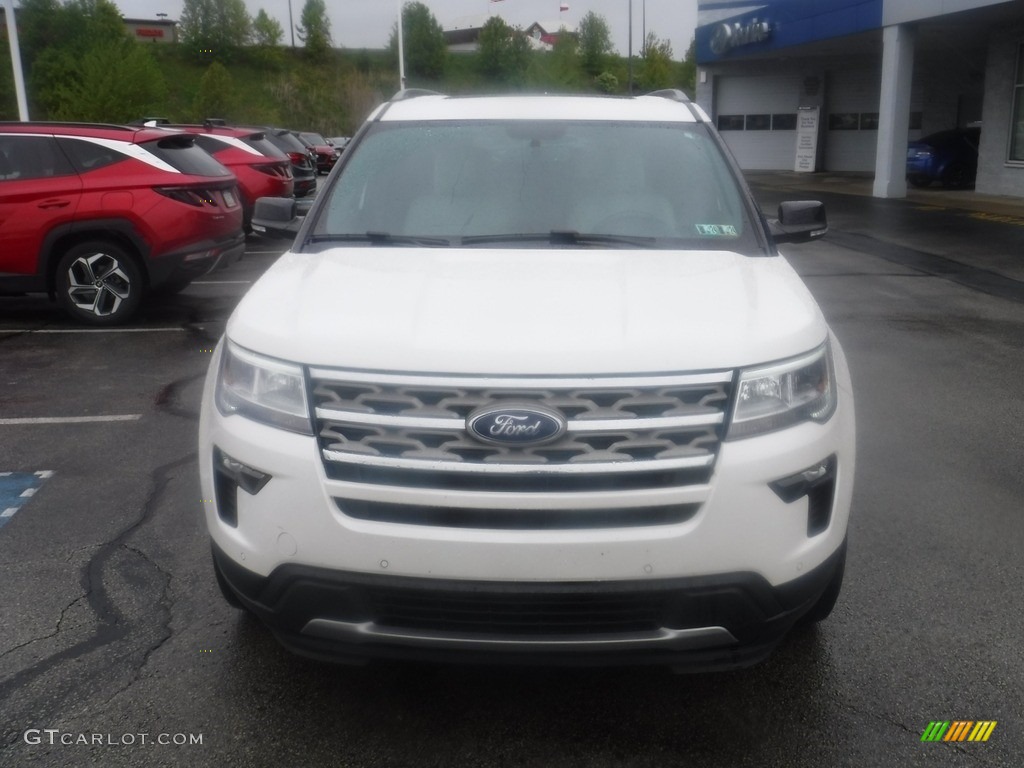 2018 Explorer XLT 4WD - White Platinum / Medium Stone photo #4