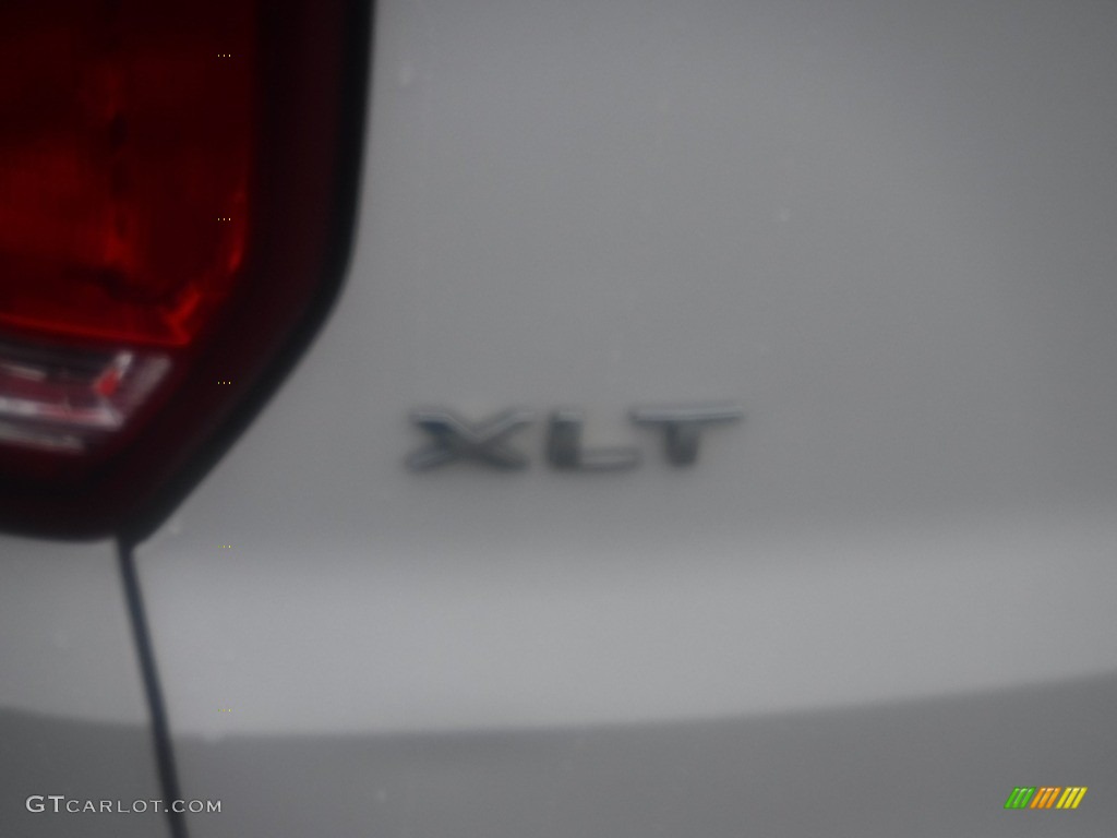 2018 Explorer XLT 4WD - White Platinum / Medium Stone photo #9