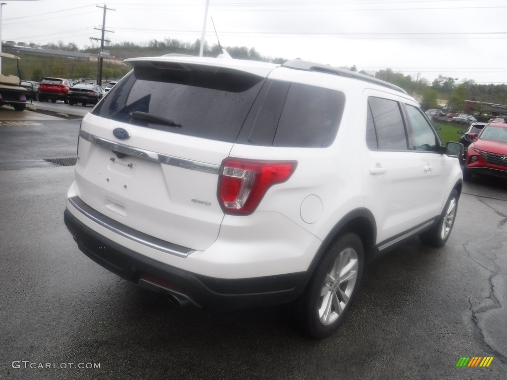 2018 Explorer XLT 4WD - White Platinum / Medium Stone photo #10
