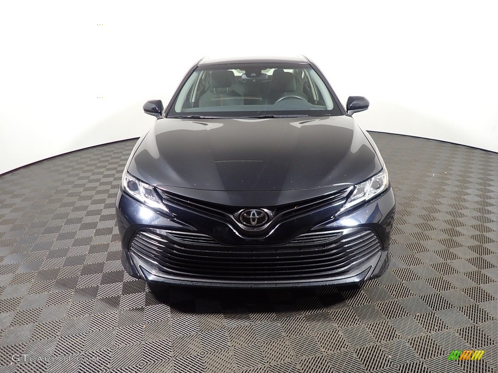 2018 Camry LE - Midnight Black Metallic / Black photo #4
