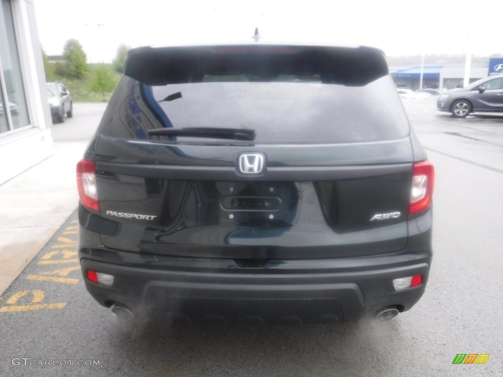 2020 Passport EX-L AWD - Black Forest Pearl / Gray photo #9