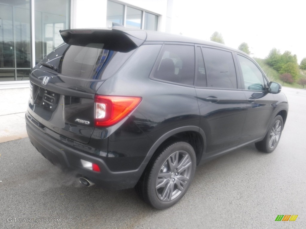 2020 Passport EX-L AWD - Black Forest Pearl / Gray photo #10