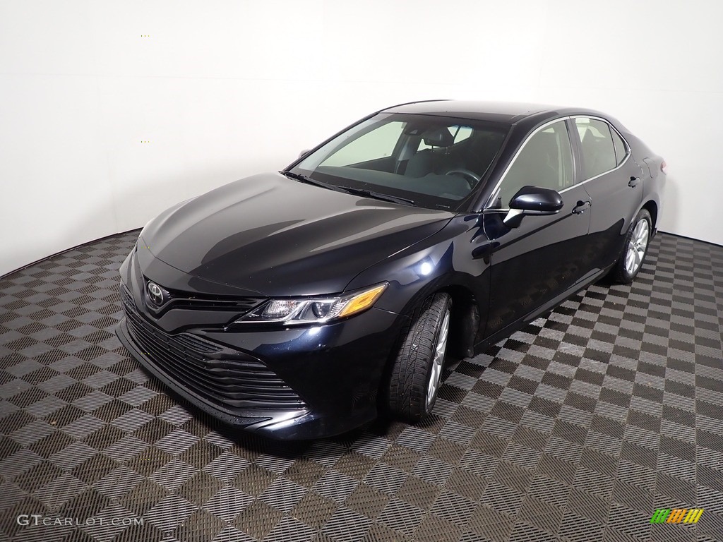 2018 Camry LE - Midnight Black Metallic / Black photo #8
