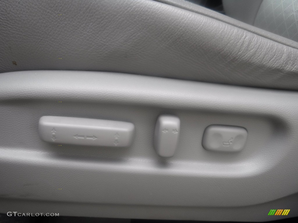 2020 Passport EX-L AWD - Black Forest Pearl / Gray photo #17
