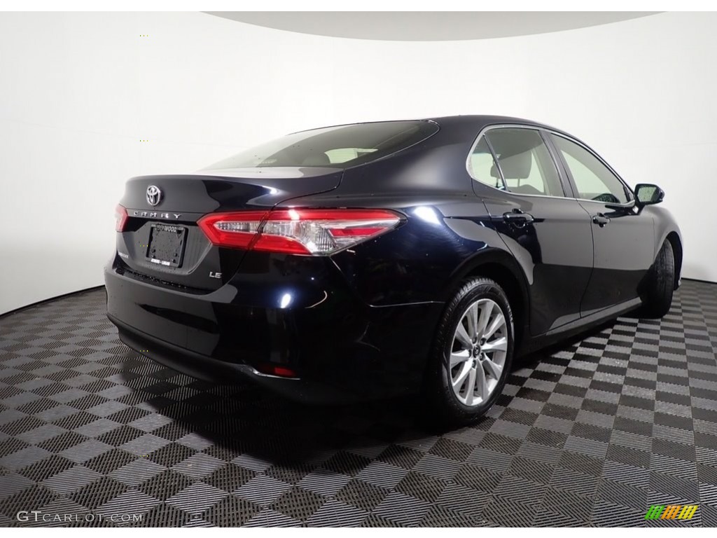 2018 Camry LE - Midnight Black Metallic / Black photo #14