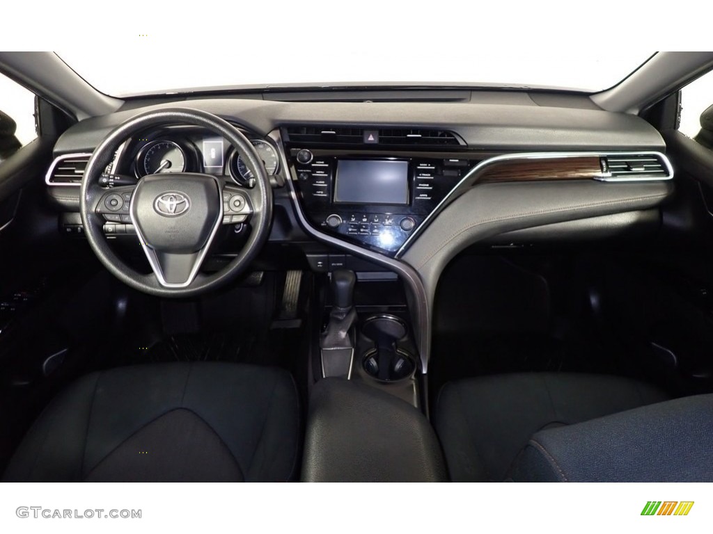 2018 Camry LE - Midnight Black Metallic / Black photo #20