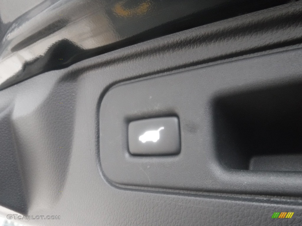 2020 Passport EX-L AWD - Black Forest Pearl / Gray photo #30