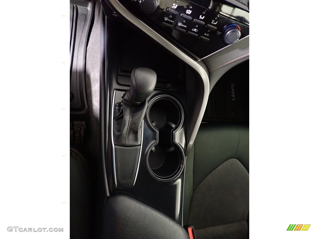 2018 Camry LE - Midnight Black Metallic / Black photo #28