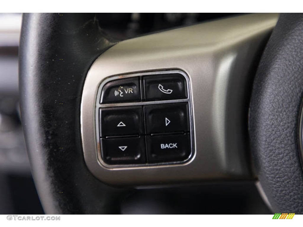 2012 Grand Cherokee Laredo - Bright Silver Metallic / Black photo #14